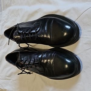 Jo Ghost derby shoes. Size 41 EU but fit 9 US They run almost a full-size bigger